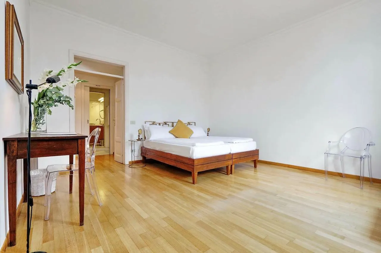 Al Corso 4 Hotel Rome Guest house