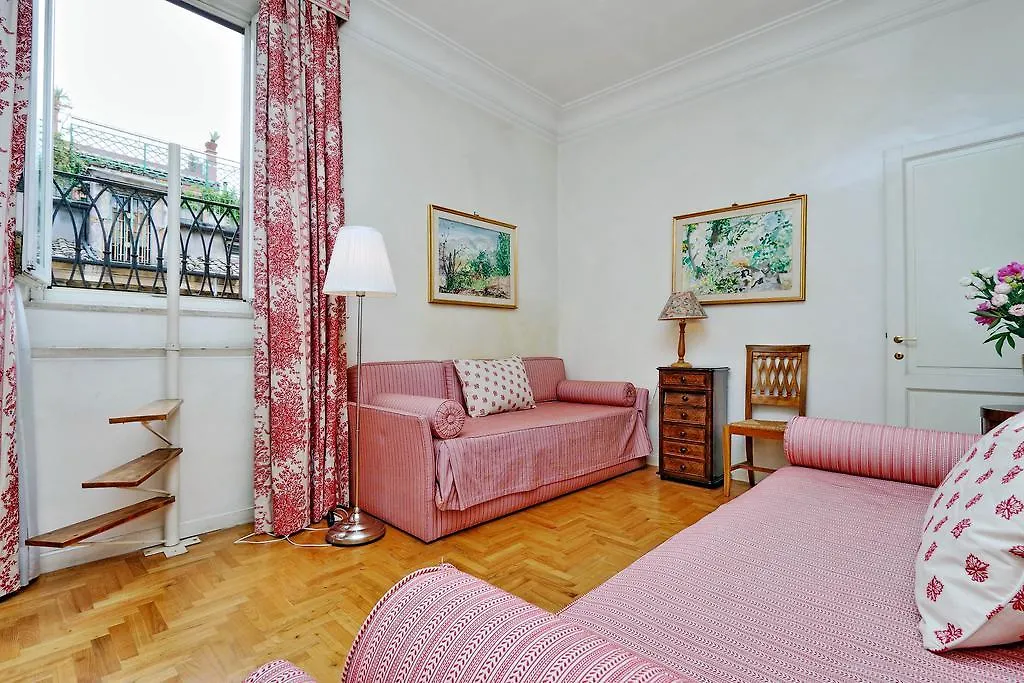 Al Corso 4 Hotel Rome 3*,