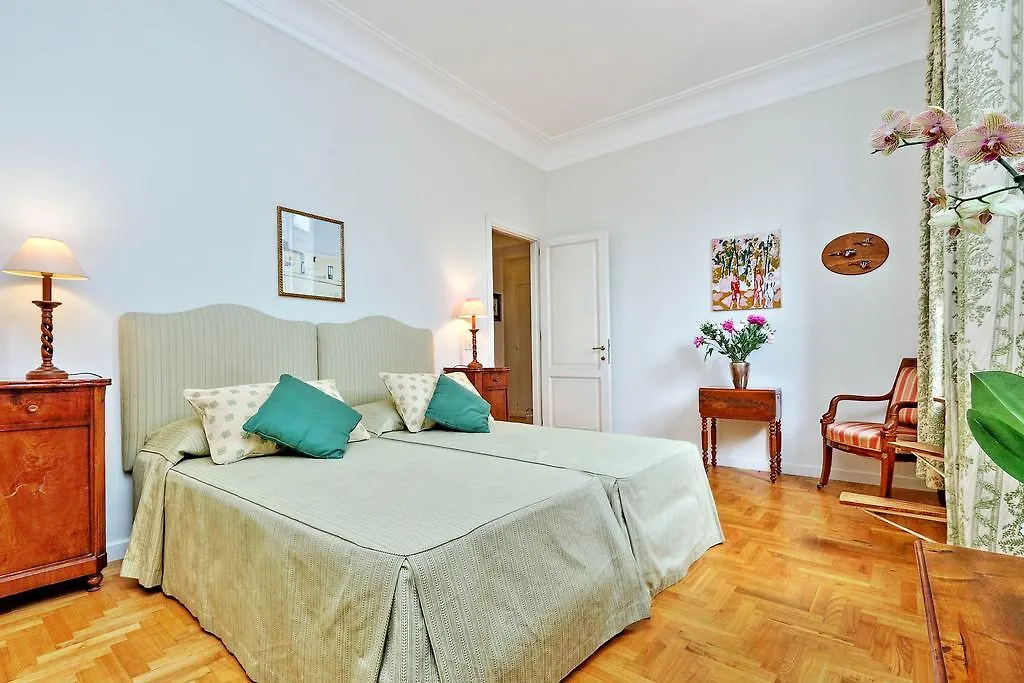 Al Corso 4 Hotel Rome