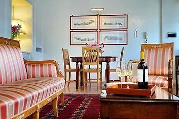 Al Corso 4 Hotel Rome