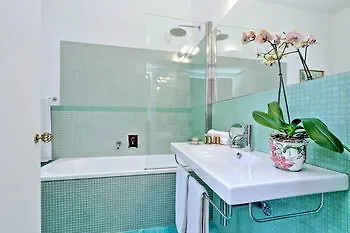 Al Corso 4 Hotel Rome Guest house