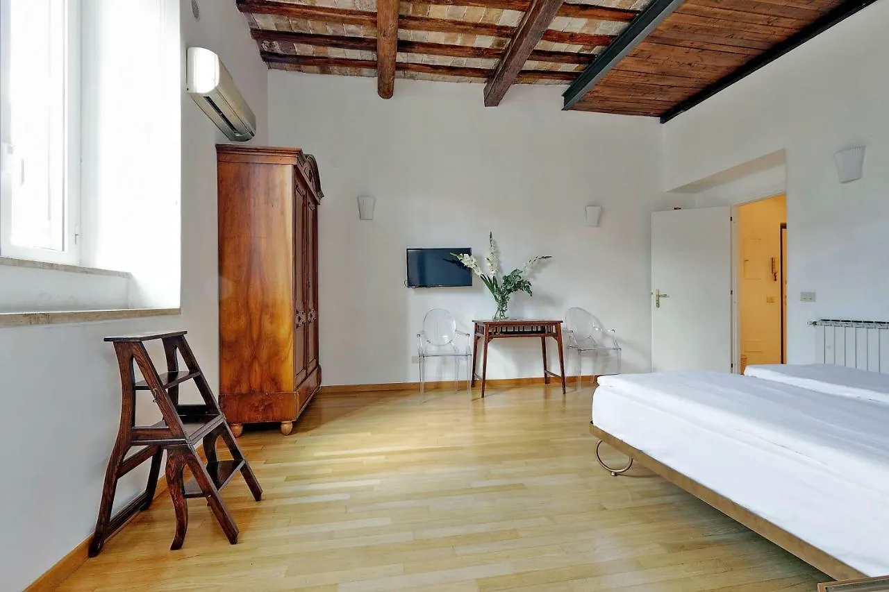 Al Corso 4 Hotel Rome 3*,  Italy