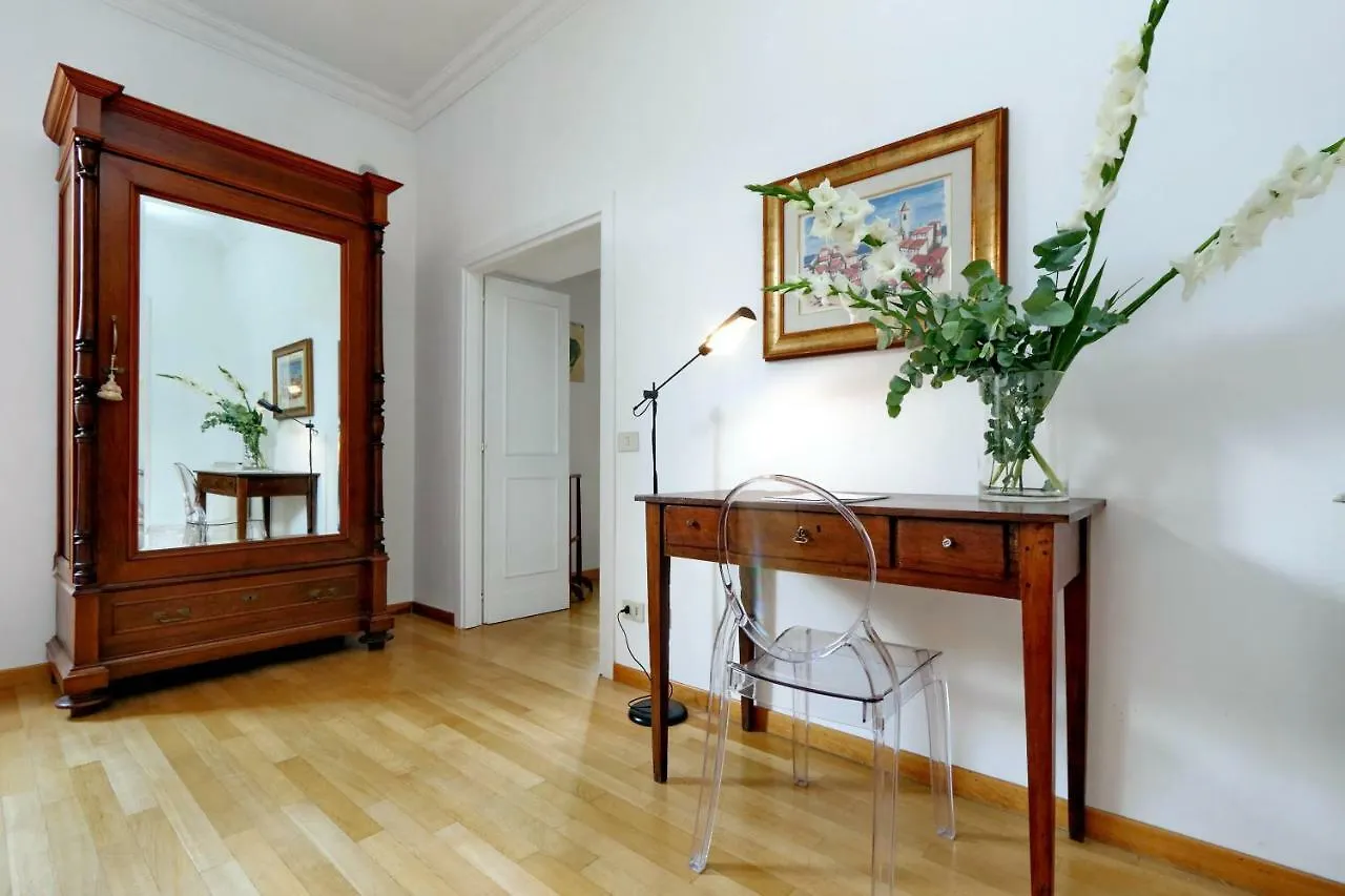 Al Corso 4 Hotel Rome Guest house
